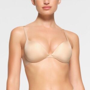 SKIMS Nude Underwire Bra